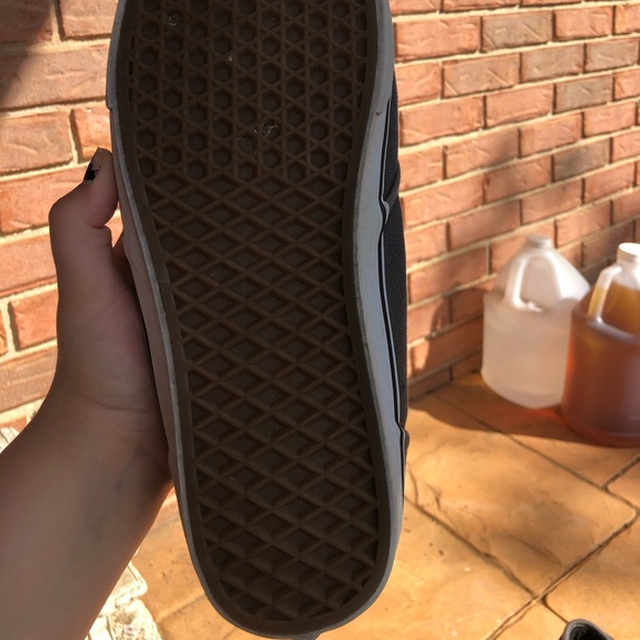 Men’s Gray Vans - Picture 4 of 5